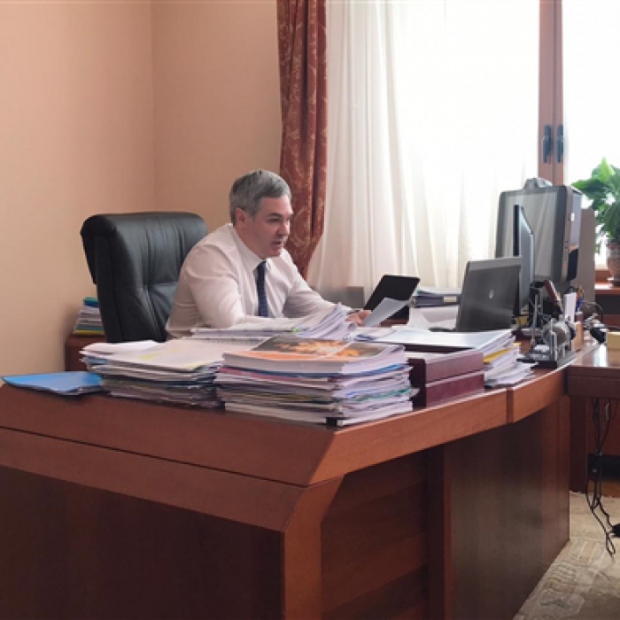 Еженедельно на связи с Правительством области