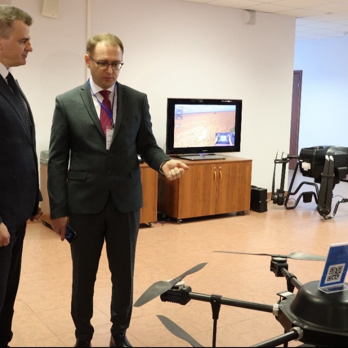 В Самарской области создадут технологическую мастерскую «Дрон-гараж»